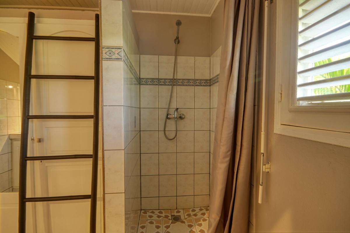 Location villa 8 personnes Sainte luce Martinique - La salle de bain 3